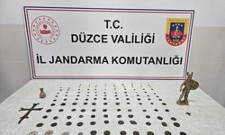 Düzce'de Roma ve Bizans dönemine ait olduğu değerlendirilen 136 eser ele geçirildi