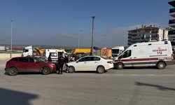 Edirne'de 3 aracın karıştığı kazada bir kişi yaralandı