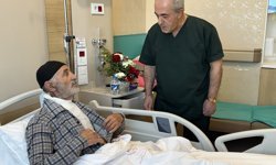 Erzurum'da çatıdaki güneş enerjisi sistemini tamir ederken hastanelik oldu