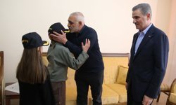 Erzurum'da devlet korumasındaki çocuklar şehit aileleriyle gönül köprüsü kuruyor