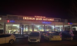 Erzurum'da otomobilin çarptığı bisikletli çocuk ağır yaralandı