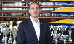 Fenerbahçe Kürek Şubesi'nde şampiyonluğun sevinci yaşanıyor