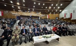 Fırat Üniversitesi'nde sanal kumar ve uyuşturucu konferansı düzenlendi