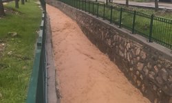 Gaziantep'te sağanak hayatı olumsuz etkiledi