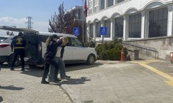 GÜNCELLEME - Bursa'da evinde bıçakla öldürülen kadının kızının sevgilisi tutuklandı