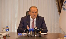 Hakkari Valisi Taşyapan, heyelanın olduğu bölgedeki alternatif yol çalışmalarını değerlendirdi: