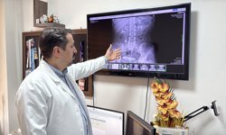 İdrar kanalından çıkan 51 taş, doktor, hasta ve yakınlarını şaşırttı