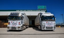 İHH, İran'a 4 tır insani yardım malzemesi gönderdi