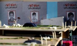 İran'ın Minab kentinde hayatını kaybeden öğrenciler başkent Tahran'da anıldı