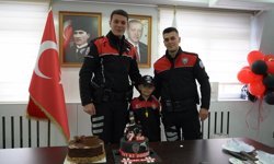 Isparta'da şehit çocuğu için sürpriz doğum günü programı yapıldı