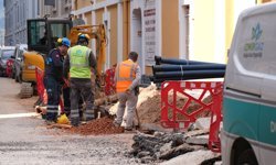 İzmir Alsancak'ta 'bitmeyen altyapı çalışmaları' tepki çekiyor