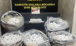 İzmir'de aracında uyuşturucu hap ele geçirilen şüpheli tutuklandı