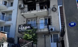 İzmir'de çıkan yangında yaşlı adam öldü, oğlu ağır yaralandı