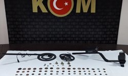 İzmir'de tarihi eser niteliğinde 203 obje ele geçirildi