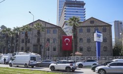 İzmir'de Vakıflar Genel Müdürlüğüne devredilen eski DGM binalarının tahliye süreci tamamlandı