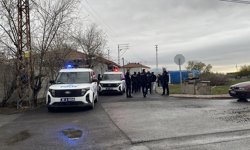 Kayseri'de akrabalar arasında çıkan bıçaklı kavgada 3 kişi yaralandı