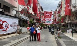 Marmaris'te '23 Nisan Sokağı'nda bayram coşkusu yaşandı