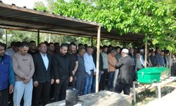 Mersin'de denizde cesetleri bulunan iki kişiden birinin cenazesi toprağa verildi