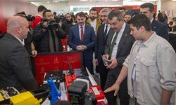 Milli Eğitim Bakanı Tekin, GençTek'in 2. Ankara Zirvesi'nde konuştu: