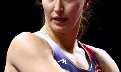 Milli güreşçi Buse Tosun Çavuşoğlu, Tiran'da bronz madalya aldı