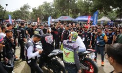 Motosiklet tutkunları Adana'daki motofestte bir araya geldi