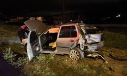 Nevşehir'de devrilen otomobildeki 3 kişi yaralandı