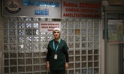 Saniye ebe 30 yıldır annelerin en mutlu anına tanıklık ediyor