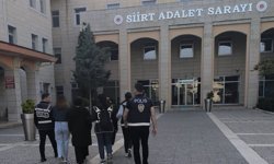 Siirt'te hırsızlık olaylarına karıştıkları iddiasıyla 3 kadın tutuklandı