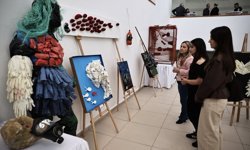 Sinop'ta sanata dönüştürülen atıklarla deniz kirliliğine dikkati çekildi