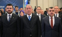 TBMM Milli Savunma Komisyonu Başkanı Akar, Kayseri'de strateji toplantısında konuştu: