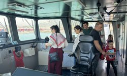 TCG Karpaz ve TCSG Yaşam gemileri Hatay'da ziyarete açıldı