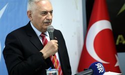TDT Aksakallar Konseyi Başkanı Yıldırım, AK Parti Ardahan İl Başkanlığında konuştu: