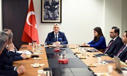 Ticaret Bakanı Bolat, Brüksel'de Türkiye'nin küresel ağırlığına dikkati çekti: