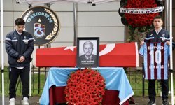 Trabzonspor'un eski başkanı Atay Aktuğ, son yolculuğuna uğurlandı