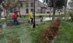 Trakya'da yer yer kısa süreli dolu etkili oldu