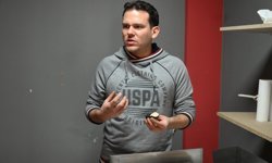 Türkiye'den topladığı trüf mantarlarını Avrupa'ya gönderiyor