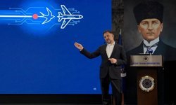 TUSAŞ Genel Müdürü Demiroğlu'ndan öğrencilere 'bayrağı taşımaya hazır olun' tavsiyesi