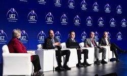 Uluslararası Ekonomi Zirvesi kapanış konuşmalarının ardından sona erdi