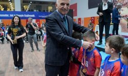 Ümraniye'de 13. Geleneksel Çocuk Oyunları'nın kapanış töreni yapıldı