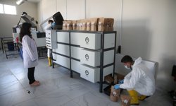 Van'da gıda atıkları patili canlara mama oluyor