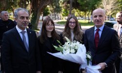 YÖK Başkanı Özvar, İzmir'de üniversiteleri ziyaret etti