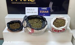 Adana'da otomobilde 20 kilo 500 gram esrar ele geçirildi