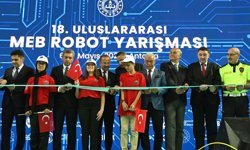 Antalya'da '18'inci Uluslararası MEB Robot Yarışması' düzenlendi