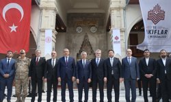 Depremlerde hasar gören Kahramanmaraş Ulu Camisi restorasyon çalışmalarının ardından törenle açıldı