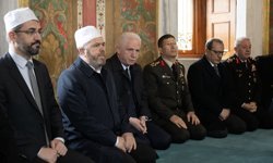 Fatih Sultan Mehmed, vefatının 545. yılında dualarla yad edildi