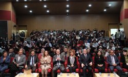 Hitit Üniversitesinde 'Sektör Kampüste Kariyer Buluşmaları' paneli düzenlendi