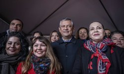İstanbul'da bazı sendikalar 1 Mayıs Emek ve Dayanışma Günü'nü Kadıköy'de kutladı
