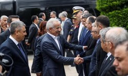 Ulaştırma ve Altyapı Bakanı Uraloğlu, AK Parti Mersin İl Başkanlığını ziyaretinde konuştu: