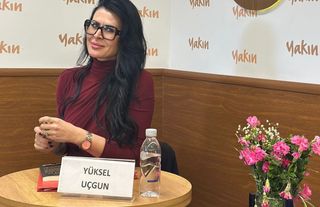 İLK KİTAP, İLK İMZA: Yüksel Uçgun Okurlarıyla Buluştu