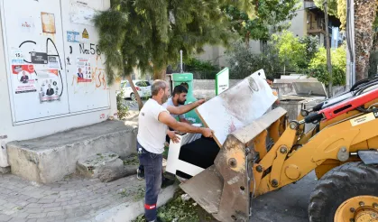 İzmir Çiğli’de moloza kararlı müdahale